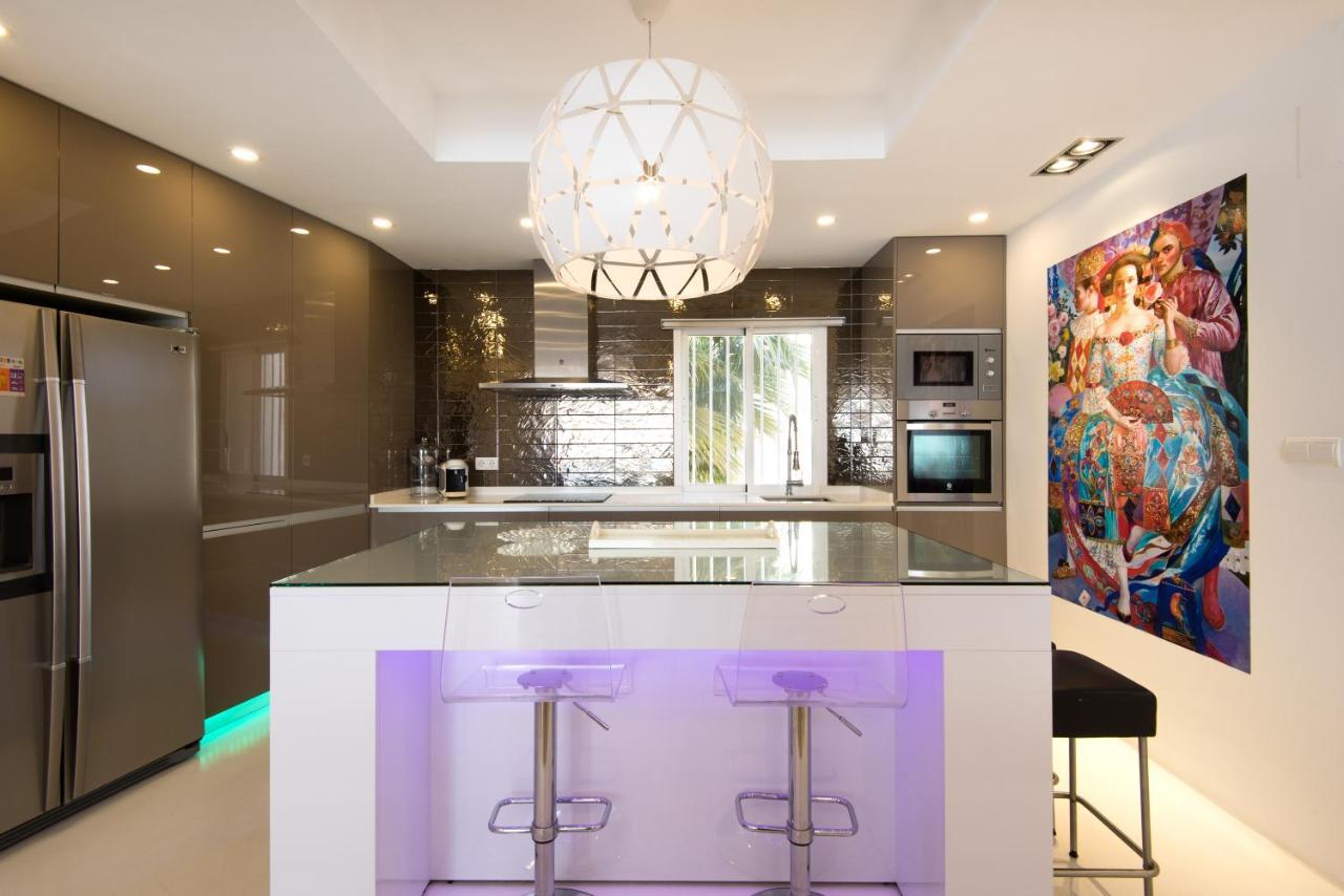 ベナルマデナRoyal Torrequebrada Exclusivo Apartamento Cerca De La Playaアパートメント エクステリア 写真